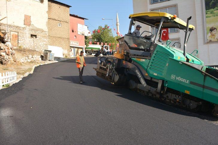 Şemdinli’de sıcak asfalt çalışması G5