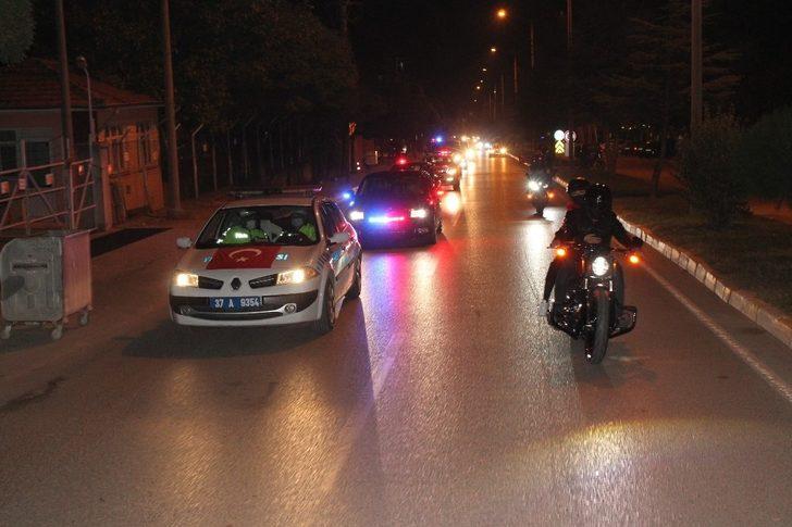 Tosya’da Cumhuriyet konvoyu düzenlendi G1