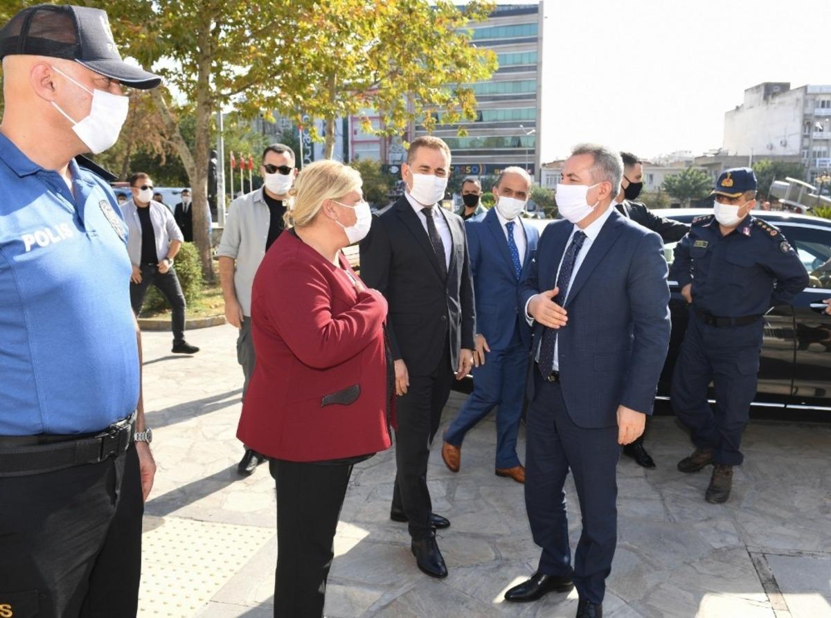 Vali Elvan: "Yerel y&ouml;netimlerle iş birliği i&ccedil;erisinde &ccedil;alışacağız"