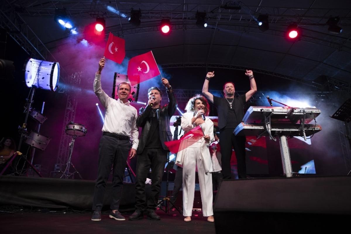 Mersinliler Cumhuriyet coşkusunu doyasıyla yaşadı