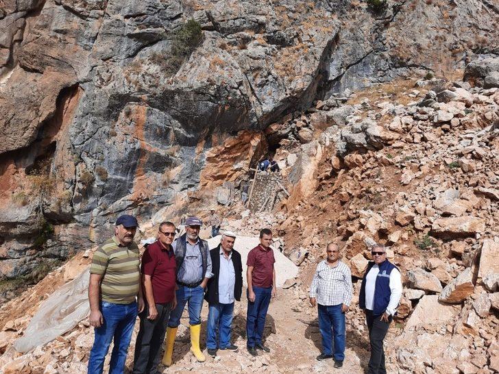 Büyükşehirden, Gündoğmuş Aksu grup suyu kaynağında çalışma G2