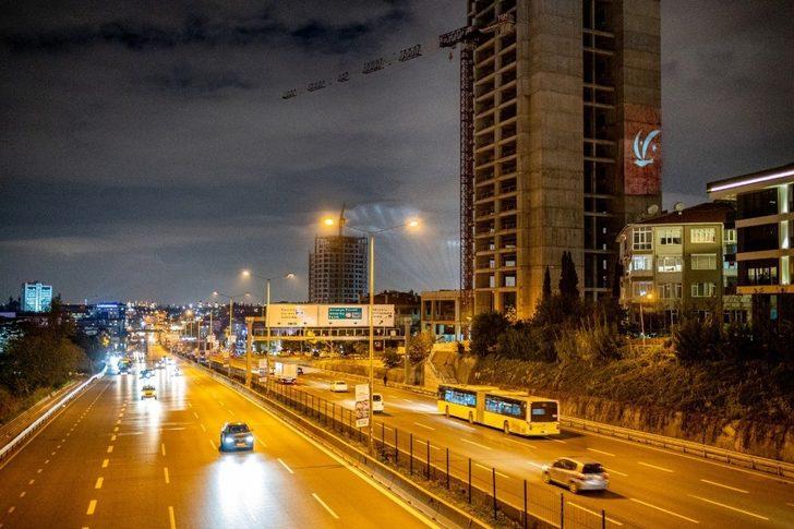 Kadıköy duvarlarında ’Cumhuriyet’ sergisi G4