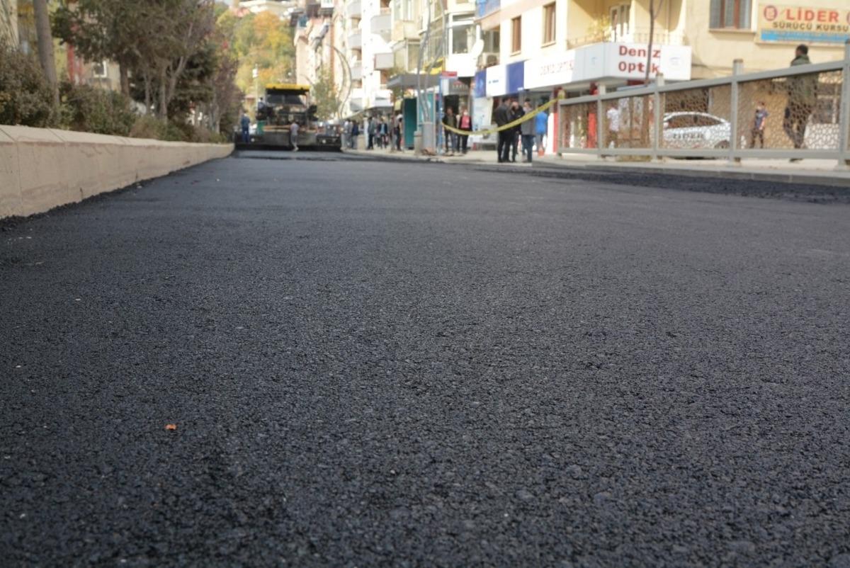 Bulvar Caddesi sıcak asfaltla kaplandı