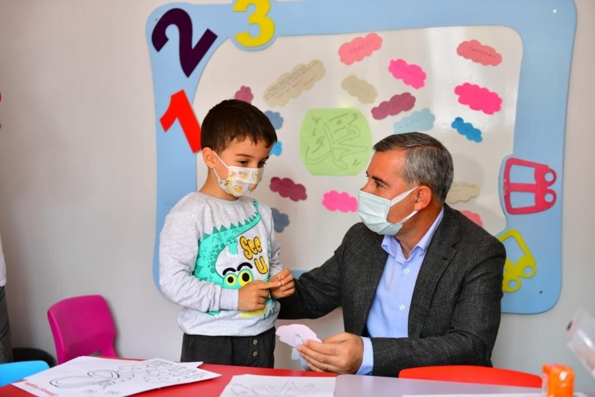 Yeşilyurt Belediyesi erdem okulları, pandemi tedbirleriyle faaliyetlerine devam ediyor