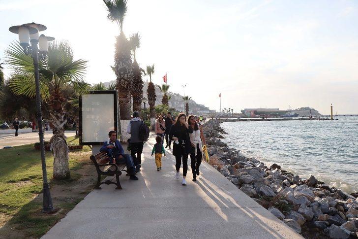 Başkan Günel, “Kuşadası’nda şu ana kadar can kaybımız yok” G4