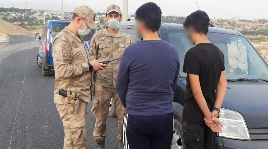 Jandarma ekiplerinden şok uygulama