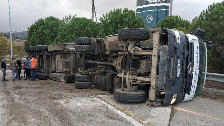 Samsun’da katı atık transfer aracı tır devrildi: 1 yaralı G1