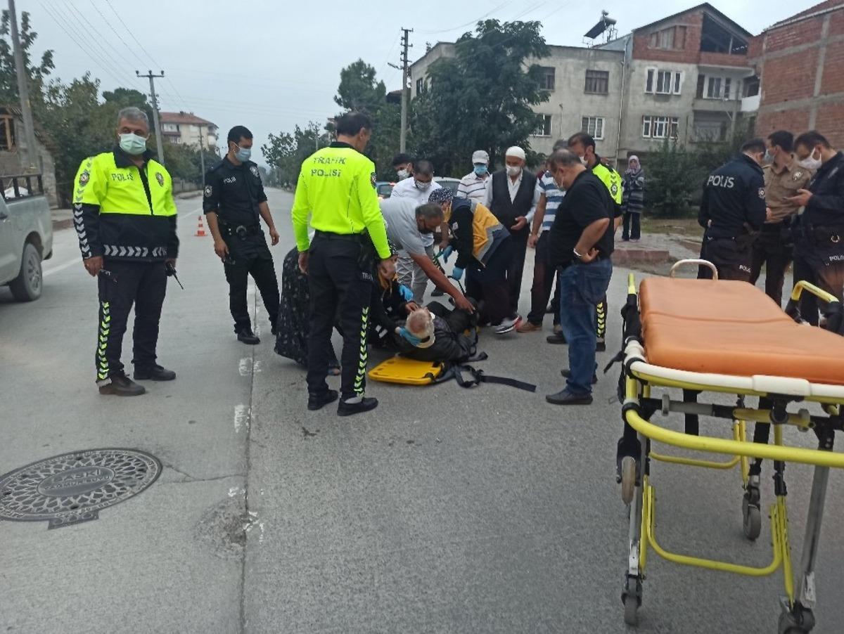 Otomobil ile motosiklet &ccedil;arpıştı: 1 yaralı