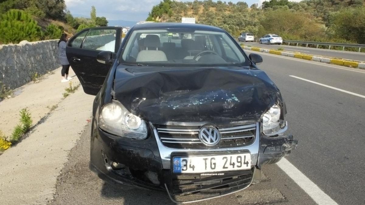 Burhaniye&rsquo;de zincirleme kazada 6 ara&ccedil; birbirine girdi