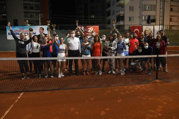 Cumhuriyet Kupası Tenis Turnuvası sona erdi G1