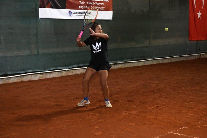 Cumhuriyet Kupası Tenis Turnuvası sona erdi G2