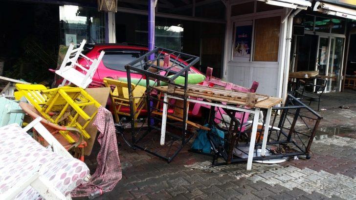 Urla Kızılay Şubesi depremzedelerin yardımına koştu G3