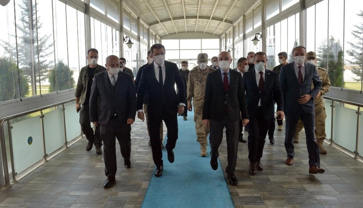 İ&ccedil;işleri Bakan Yardımcısı Erdil, Erzurum&rsquo;da incelemelerde bulundu
