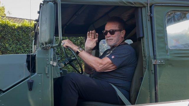 Arnold Schwarzenegger sağlığına kavuştu 