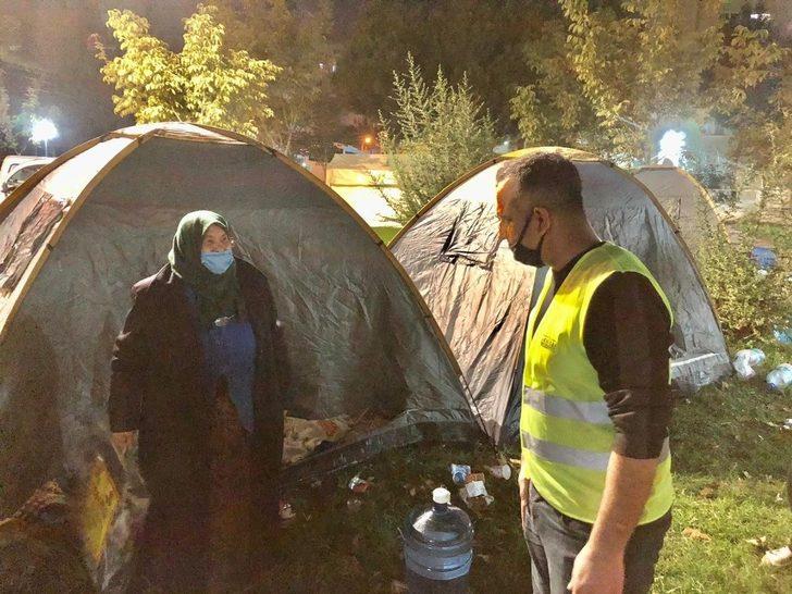 Akhisar Belediyesi, İzmir’deki depremzedelerin yanında G5