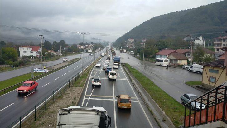 Kuvvetli yağış Bolu Dağı geçişinde ulaşımı aksatıyor G1