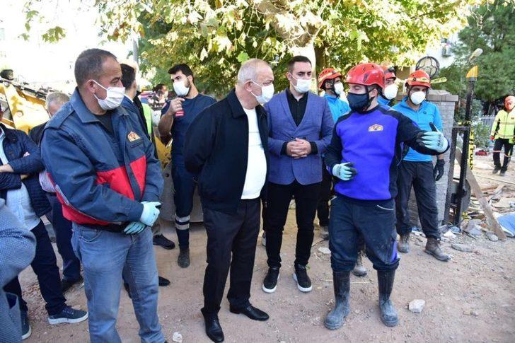 Başkan Ergün enkaz kaldırma çalışmalarını takip etti G2