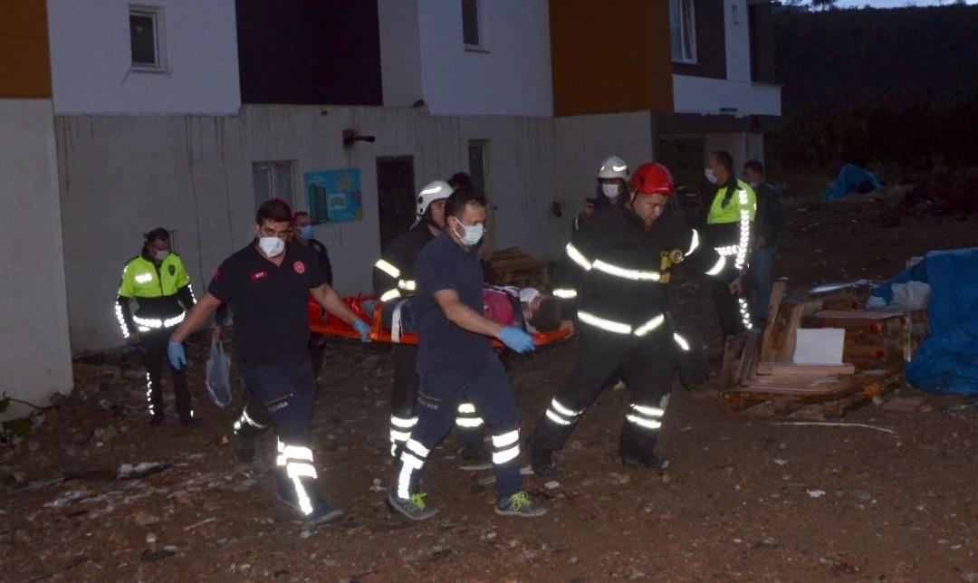 Ordu&rsquo;da asans&ouml;r yere &ccedil;akıldı: 5 yaralı