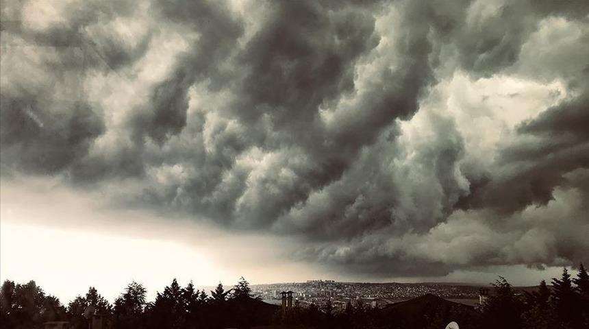 Meteoroloji uyardı! Bu b&ouml;lgelerde oturanlar dikkat (1 Kasım İstanbul'da hava durumu)