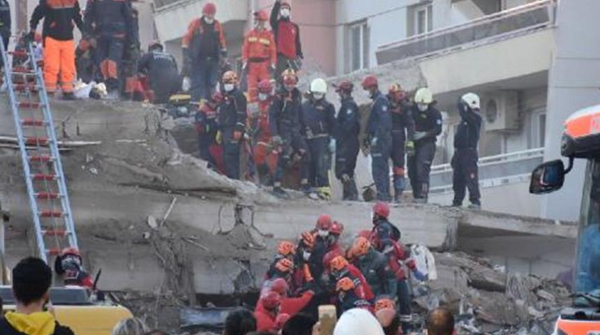 İzmir'deki deprem, b&uuml;y&uuml;k Marmara depremini etkiler mi? Uzmanından dikkat &ccedil;eken a&ccedil;ıklamalar