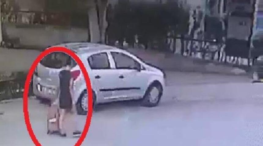 Güvenlik kamerası görüntülerini paylaştı, dedektif gibi iz sürüp buldu