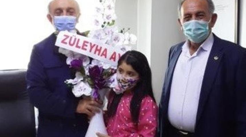 Sığınmacılardan ER-VAK Başkanı Erdal G&uuml;zel&rsquo;e vefa