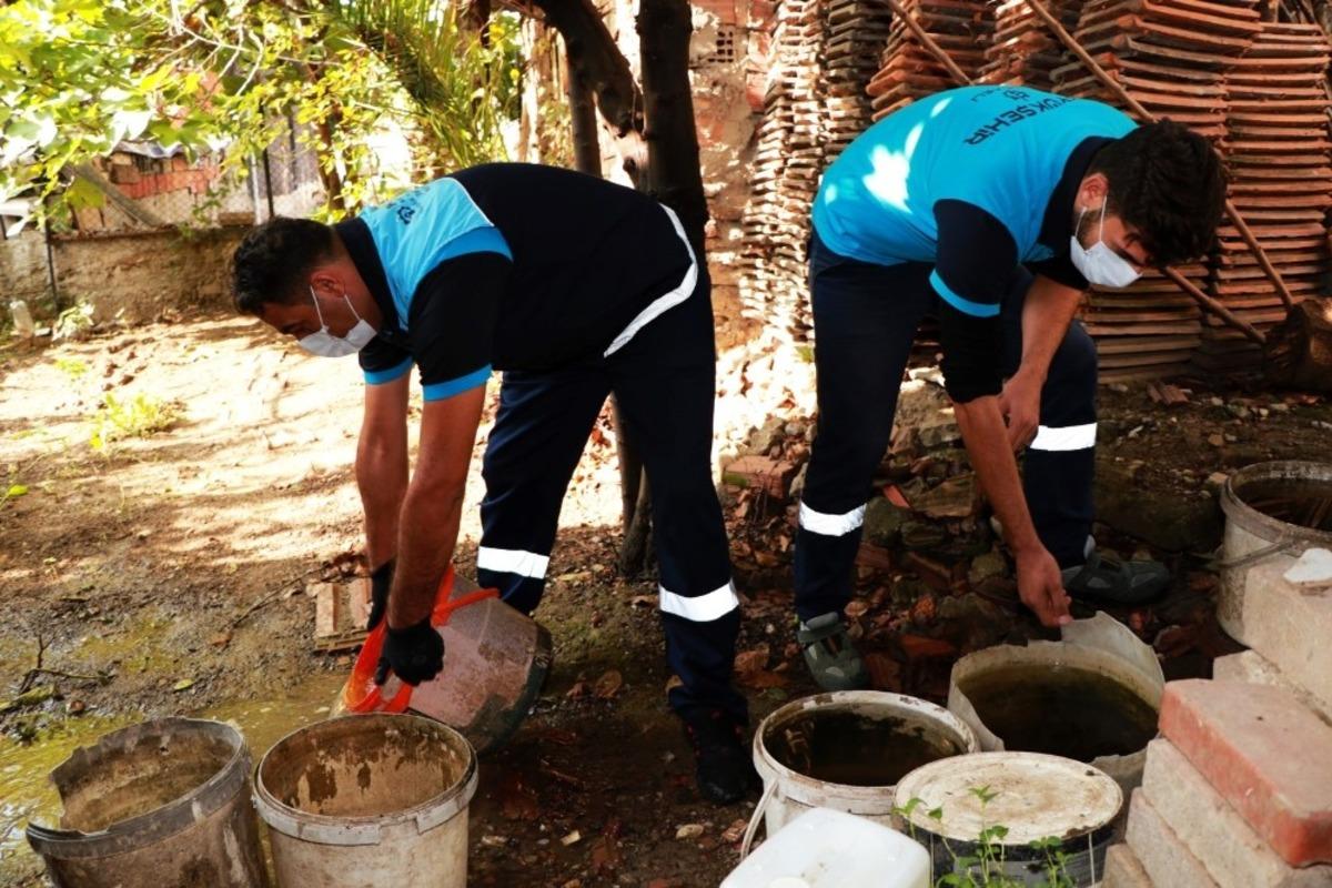 Sivrisinek ile m&uuml;cadele i&ccedil;in 8 milyon 700 bin adım