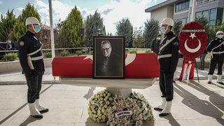 Mesut Yılmaz son yolculuğuna uğurlandı