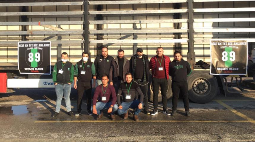 Kocaelisporlu taraftarlardan İzmir&rsquo;e yardım &ccedil;ağrısı