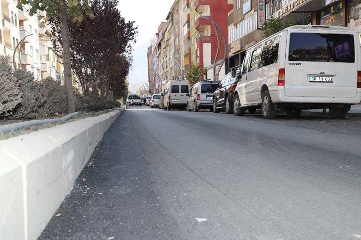 Hakkari’de bulavar caddedi modern asfalt yola kavuştu G4