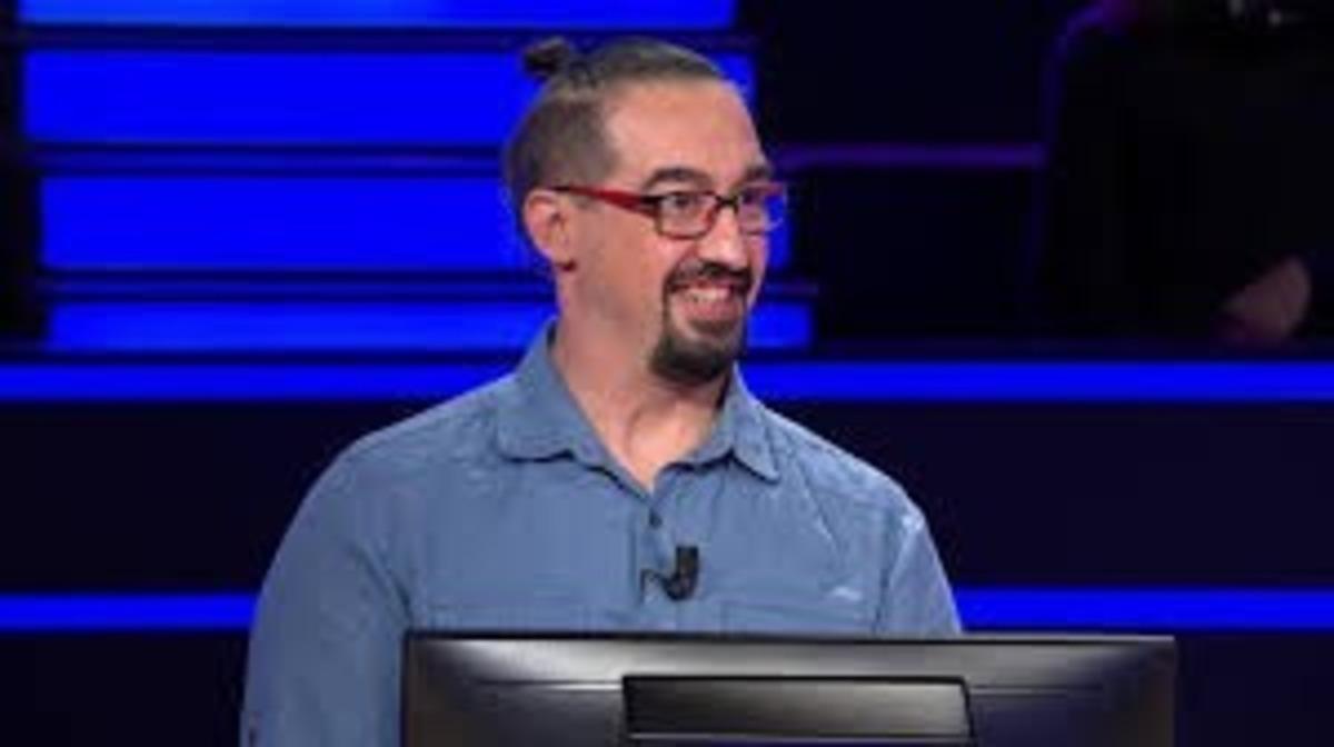 Yarışmada kazandığı &ouml;d&uuml;l&uuml; engelli &ccedil;ocuklara harcayacak