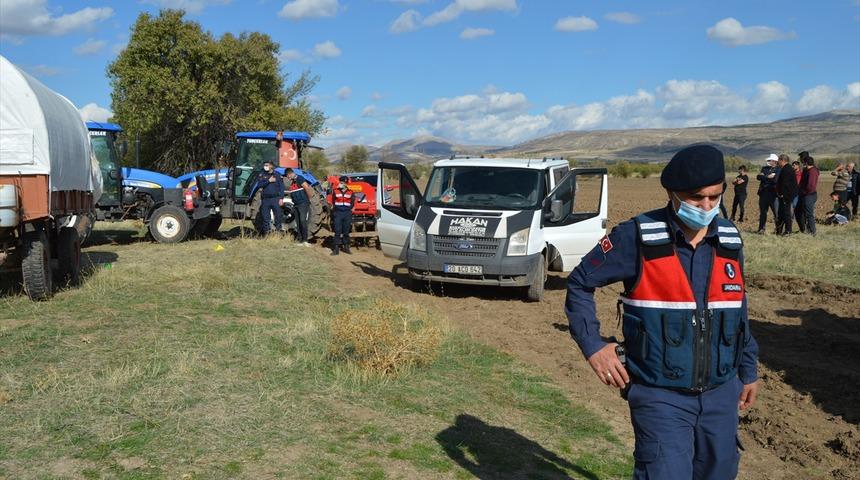 Afyonkarahisar'da korkunç olay! Arazi kavgasında baba ile oğlu hayatını kaybetti