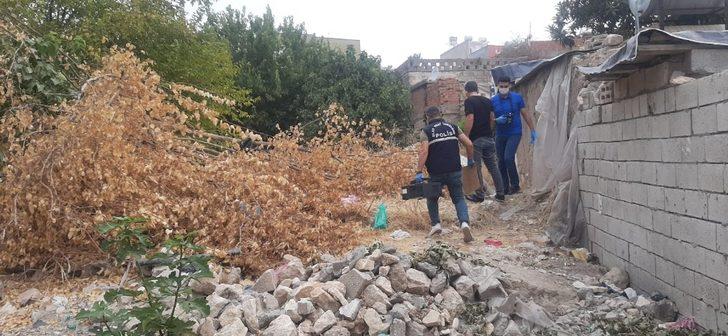 Çantasındaki parayı alıp kaçtılar G3