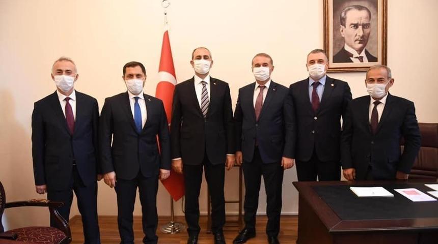 Kesmekaya a&ccedil;ıkladı: Taşınması planlanan cezaevinin yerine vizyon proje