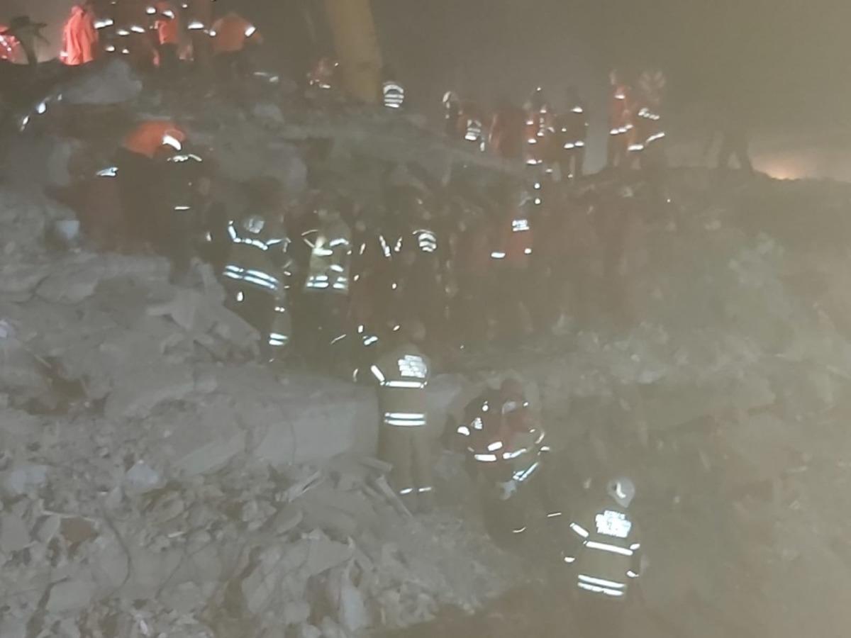 Enkaz altındaki Beril&rsquo;den acı haber geldi