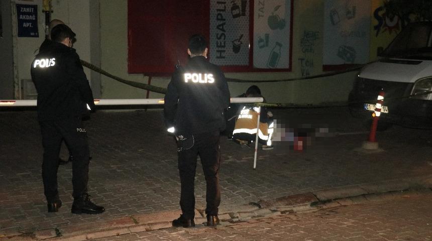 Adana'da korkun&ccedil; olay! 8&rsquo;inci kattaki evinin balkonundan d&uuml;şt&uuml;