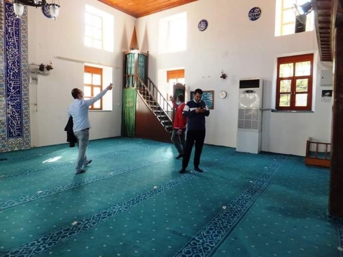 Kuşadası&rsquo;nda tarihi camilerde hasar kontrol&uuml; yapıldı