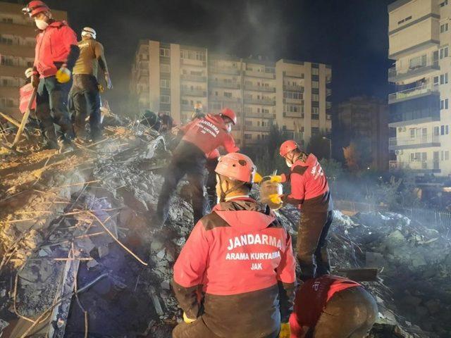 Kastamonu JAK Timi, İzmir’de kurtarmada operasyonuna katılıyor