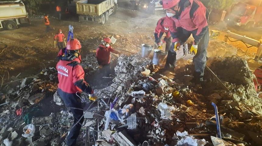 Kastamonu JAK Timi, İzmir’de kurtarmada operasyonuna katılıyor