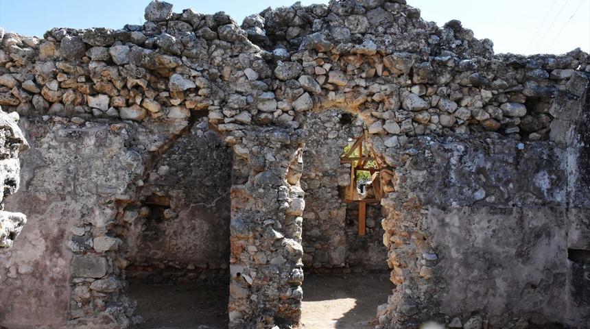 UNESCO listesinde yer alıyor! Beçin Antik Kenti'ndeki Bey Hamamı için harekete geçiliyor