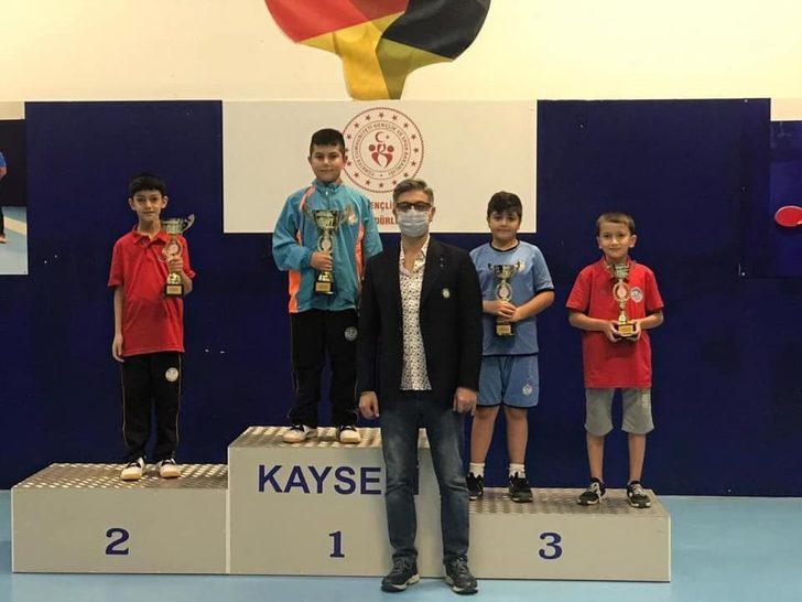 29 Ekim Cumhuriyet Kupası Masa Tenisi Müsabakaları Sona Erdi G2