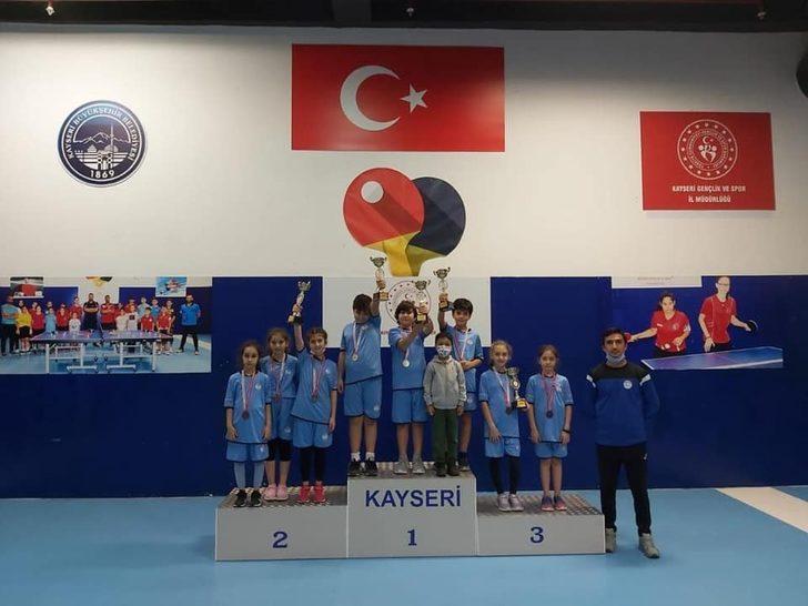 29 Ekim Cumhuriyet Kupası Masa Tenisi Müsabakaları Sona Erdi G3