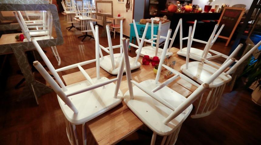 Koronavir&uuml;s vakalarının arttığı Almanya'da yeni kısıtlamalar getirildi