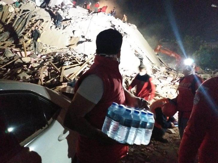 Salihli Kızılay, depremzedelerin yardımına koştu G4