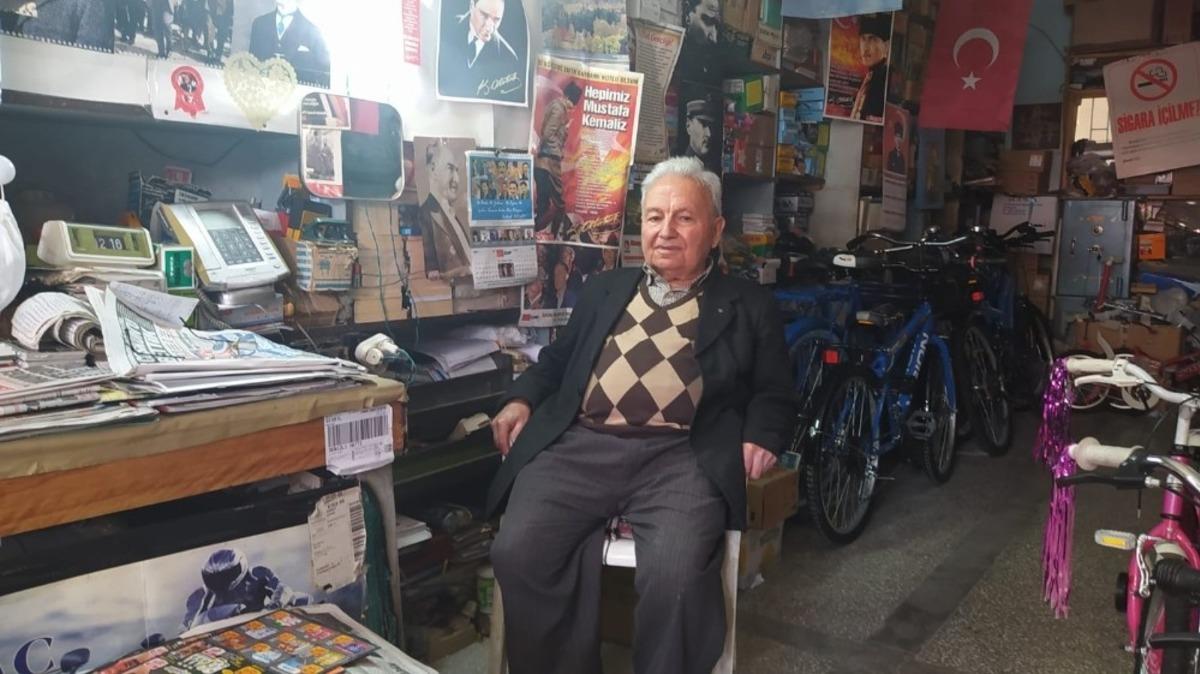 66 yıldır aynı bisikletiyle işe gelip gidiyor