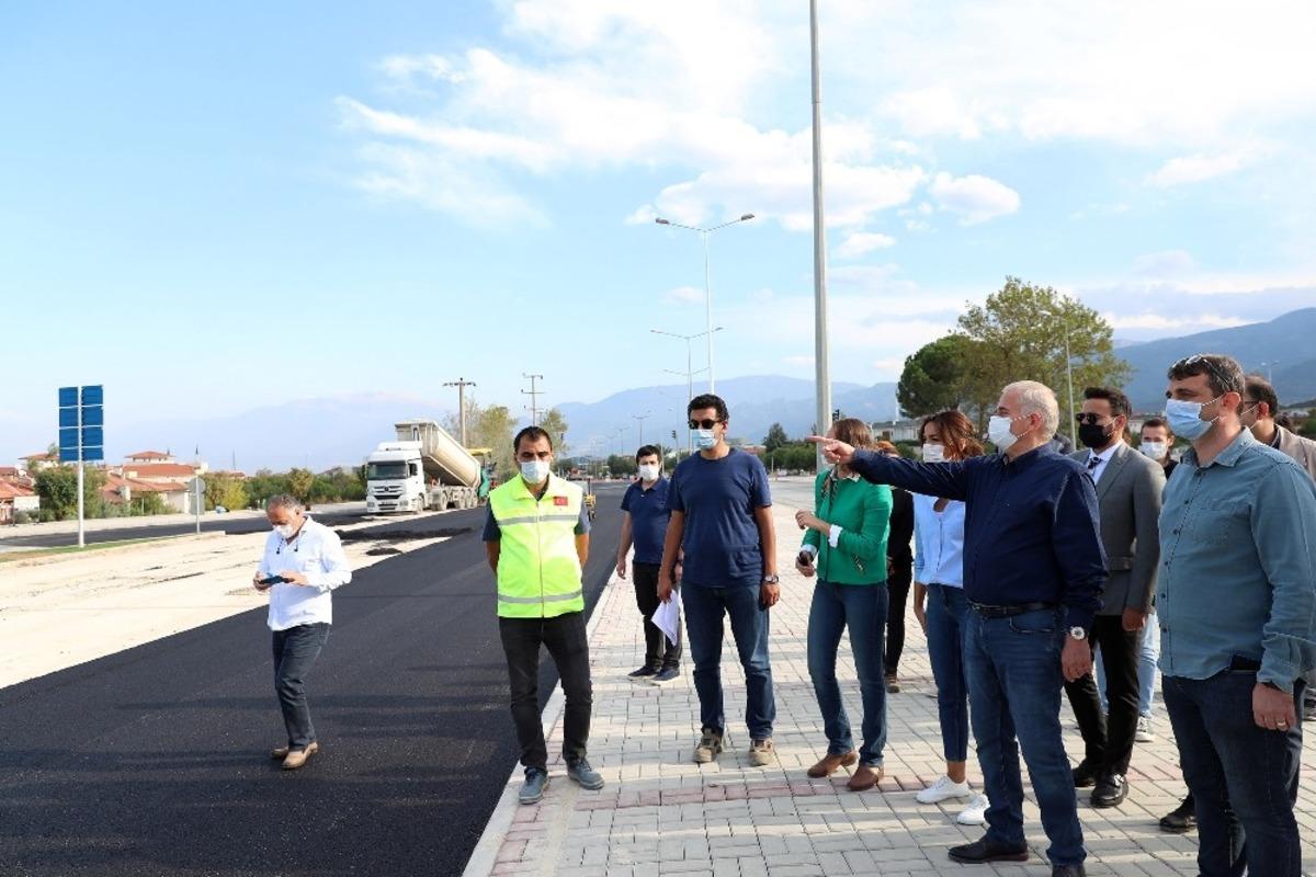 Denizli&rsquo;ye &ouml;rnek bir kavşak d&uuml;zenlemesi