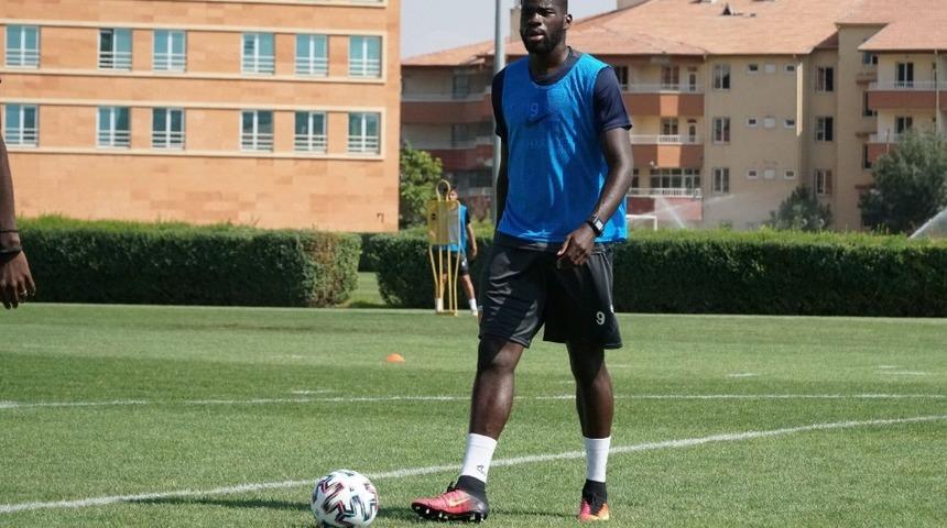 Taraftar Kanga&rsquo;ya tepkili