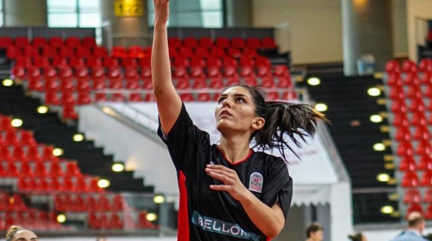 Bellona Kayseri Basketbol  kaptanı Esra Ural Topuz: