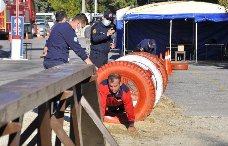 İtfaiyeci olmak için ter döktüler G3