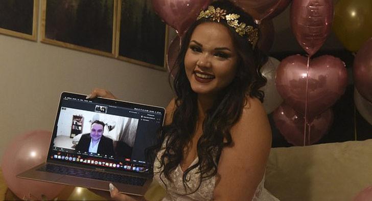 Dünyanın yasal ortamda ilk sanal evliliği! G1